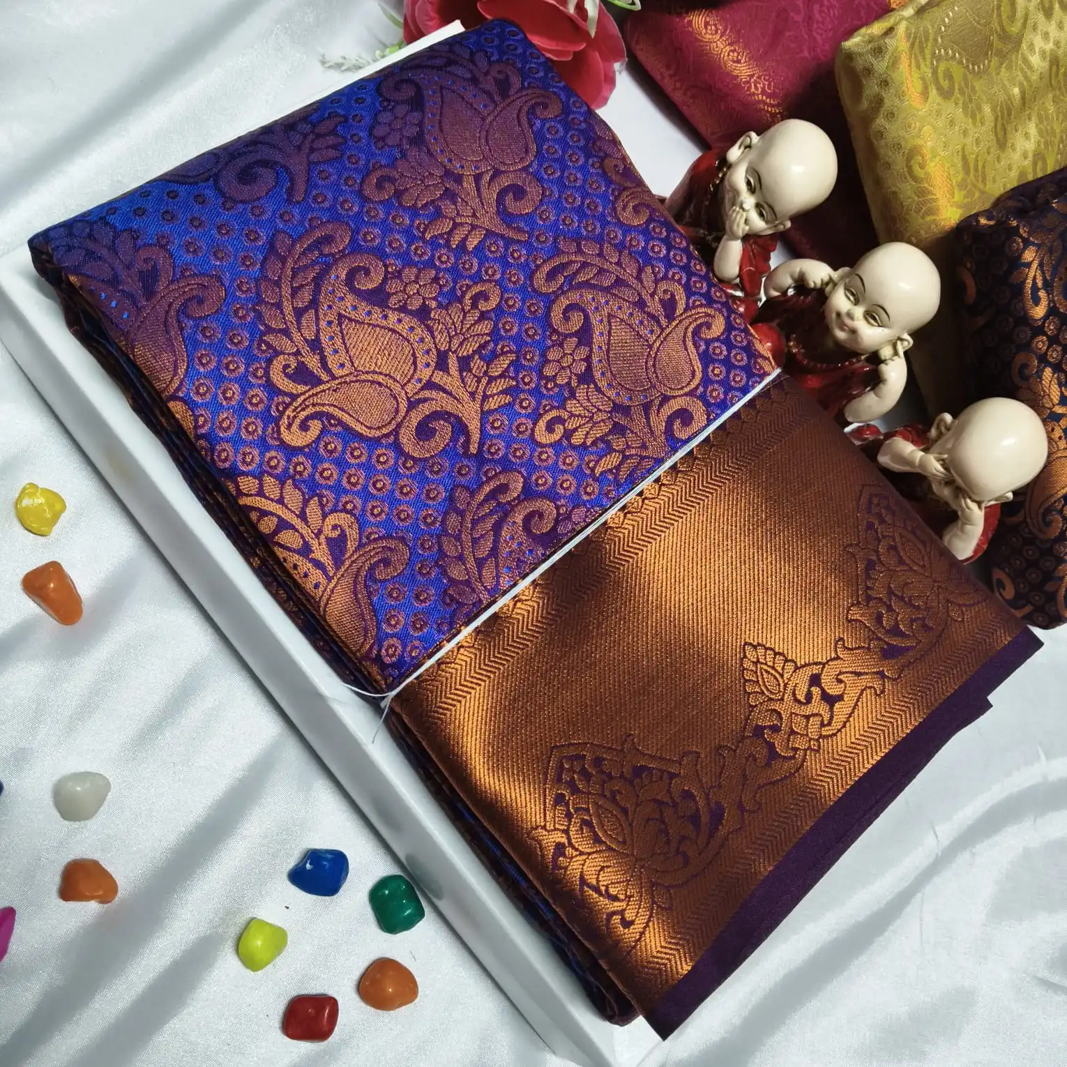 Vastharakala Royal Paisley Zari Brocade Soft Silk Saree